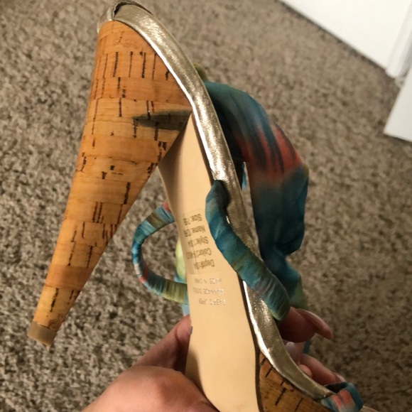 Brand new  gorgeous wrap around ankle heels - Picture 7 of 11